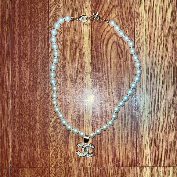 Chanel pearl necklace - Picture 1 of 2